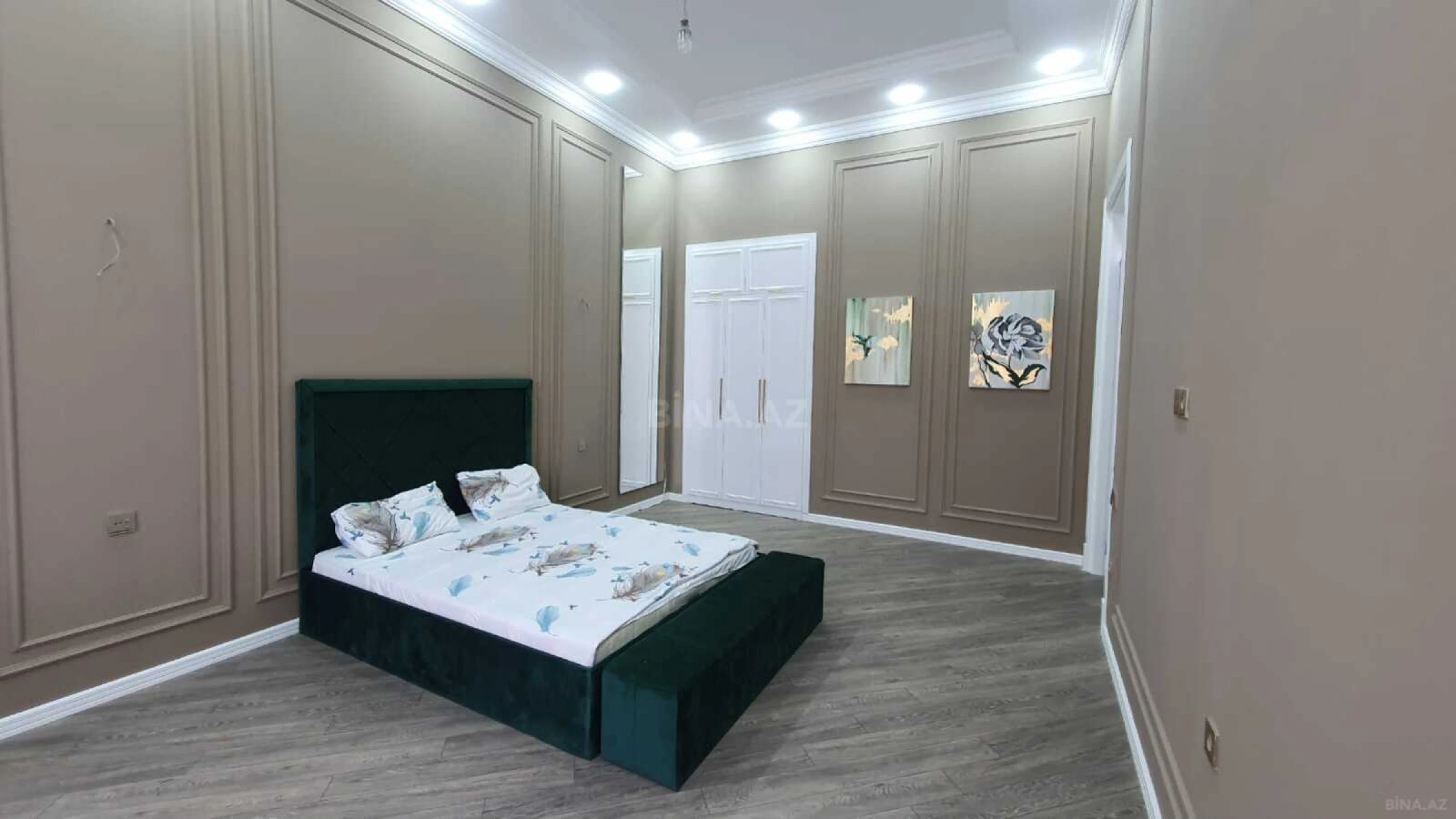 Kirayə verilir 3 otaqlı mənzil 140 m²