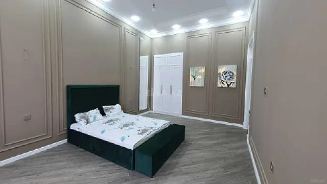 Kirayə verilir 3 otaqlı mənzil 140 m²