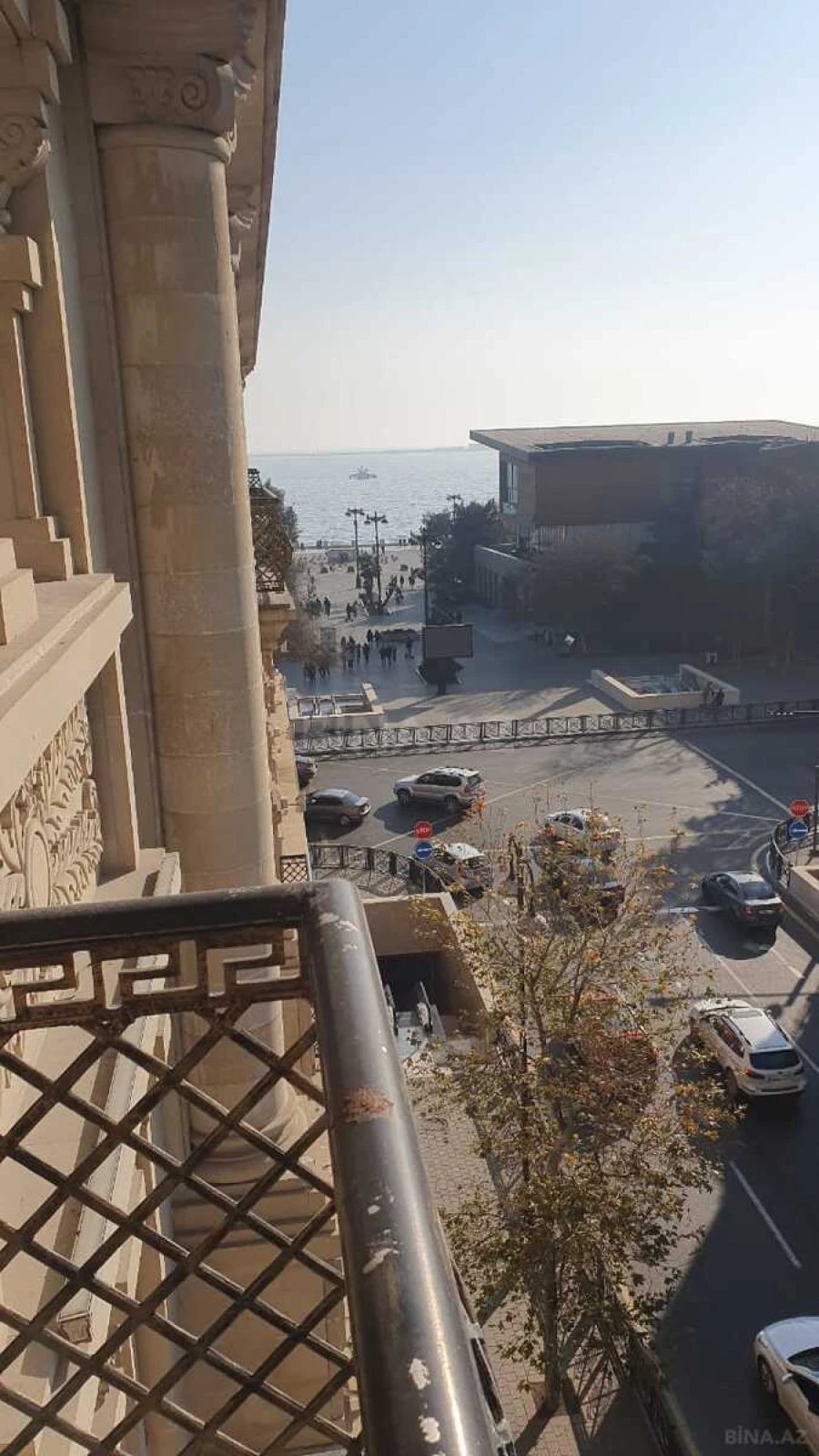 Kirayə verilir 3 otaqlı mənzil 140 m²