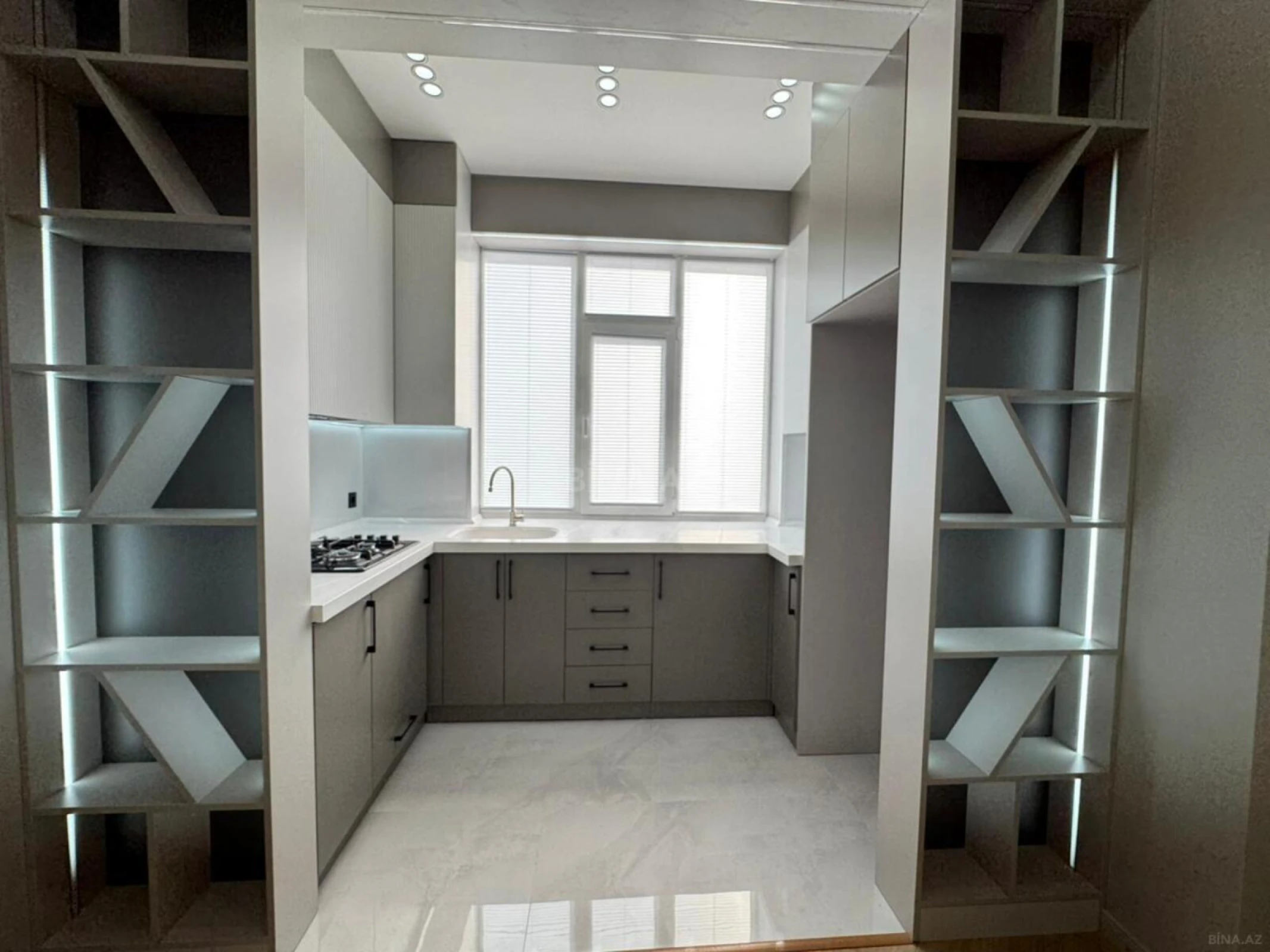 Satılır 2 otaqlı mənzil 55 m²