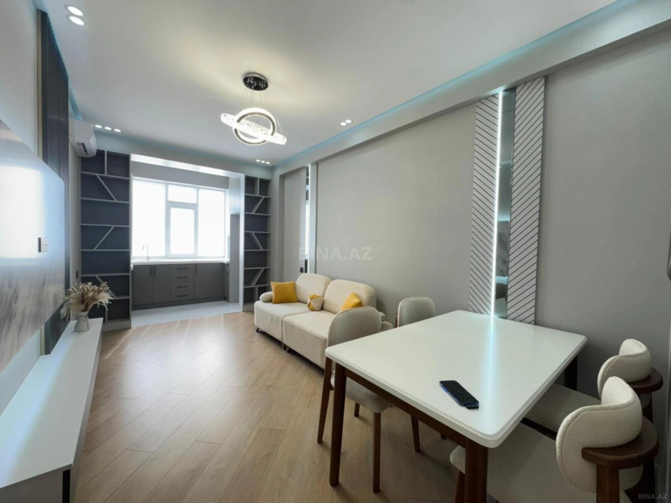 Satılır 2 otaqlı mənzil 55 m²