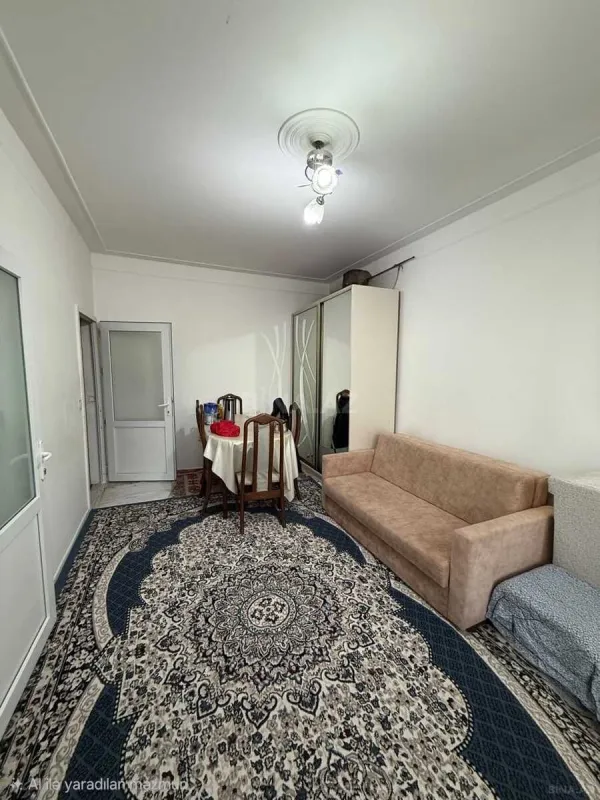 Satılır 2 otaqlı mənzil 42 m²