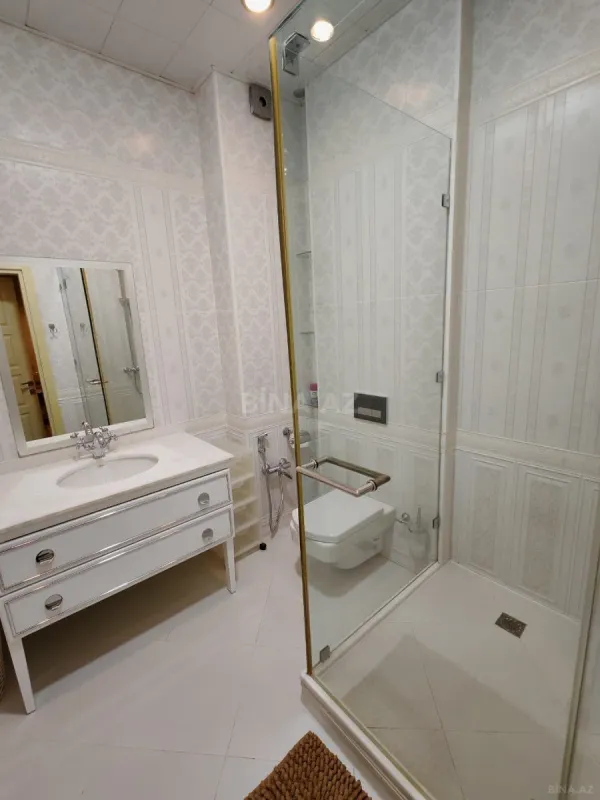 Kirayə verilir 3 otaqlı mənzil 125 m²