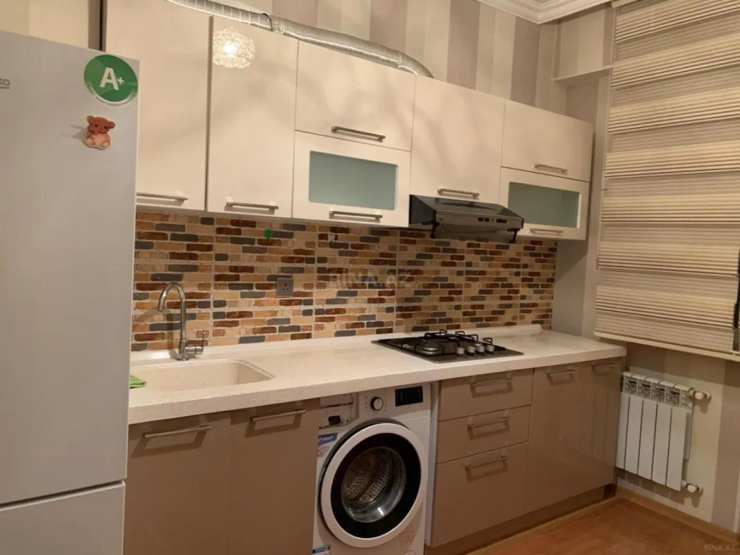 Satılır 2 otaqlı mənzil 62 m²