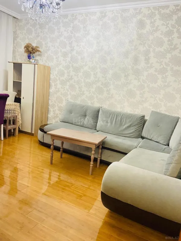 Satılır 2 otaqlı mənzil 62 m²