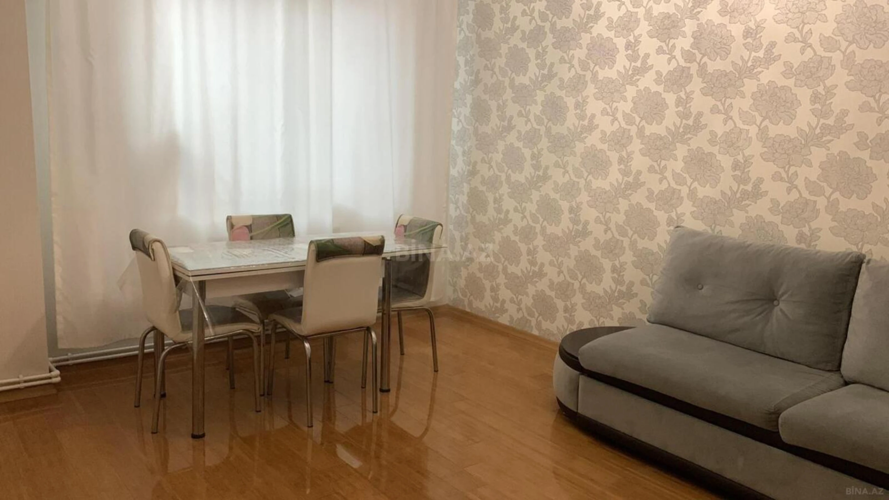 Satılır 2 otaqlı mənzil 62 m²
