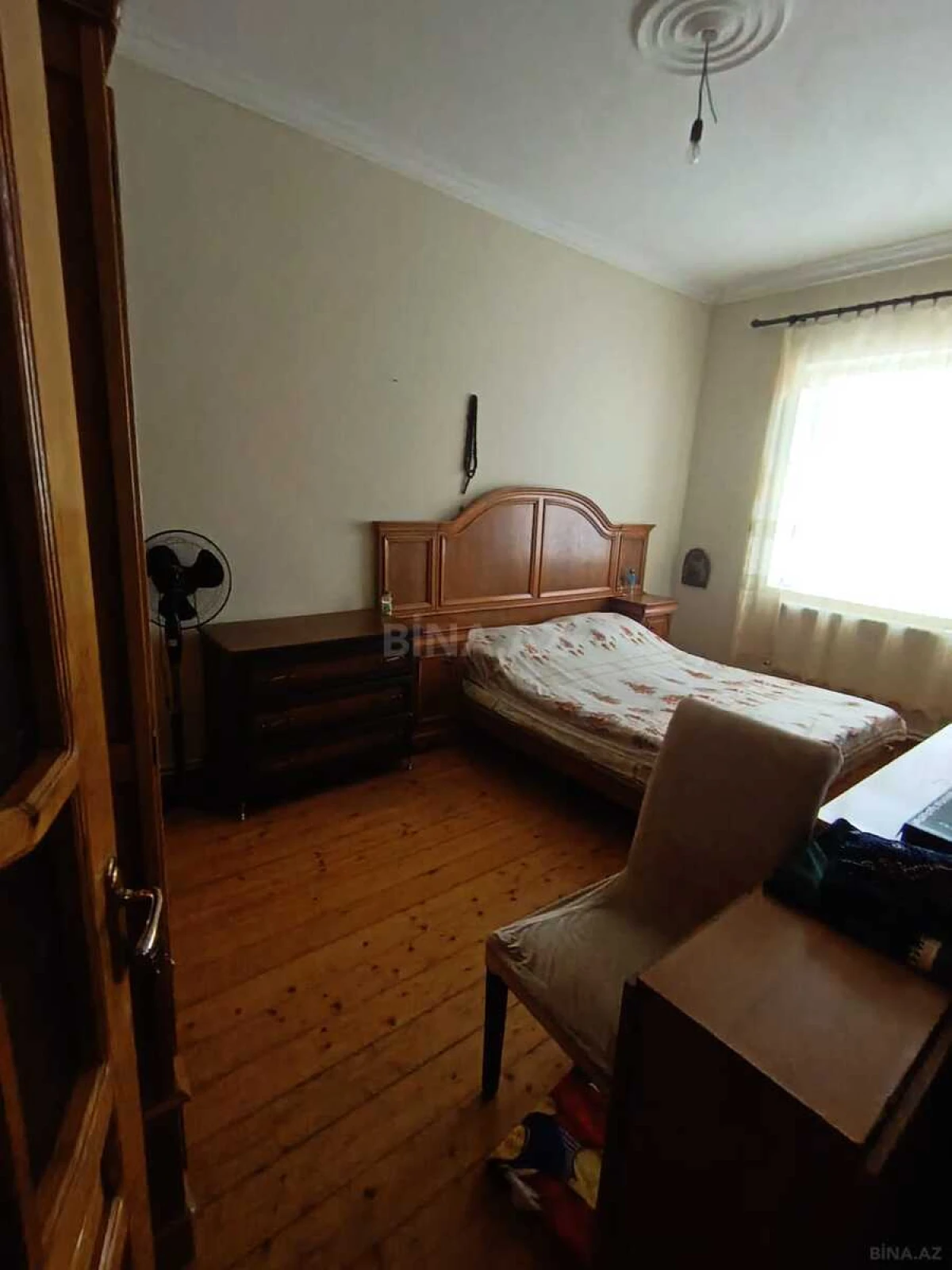 Satılır 5 otaqlı həyət evi 144 m²