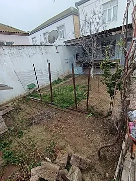 Satılır 5 otaqlı həyət evi 144 m²