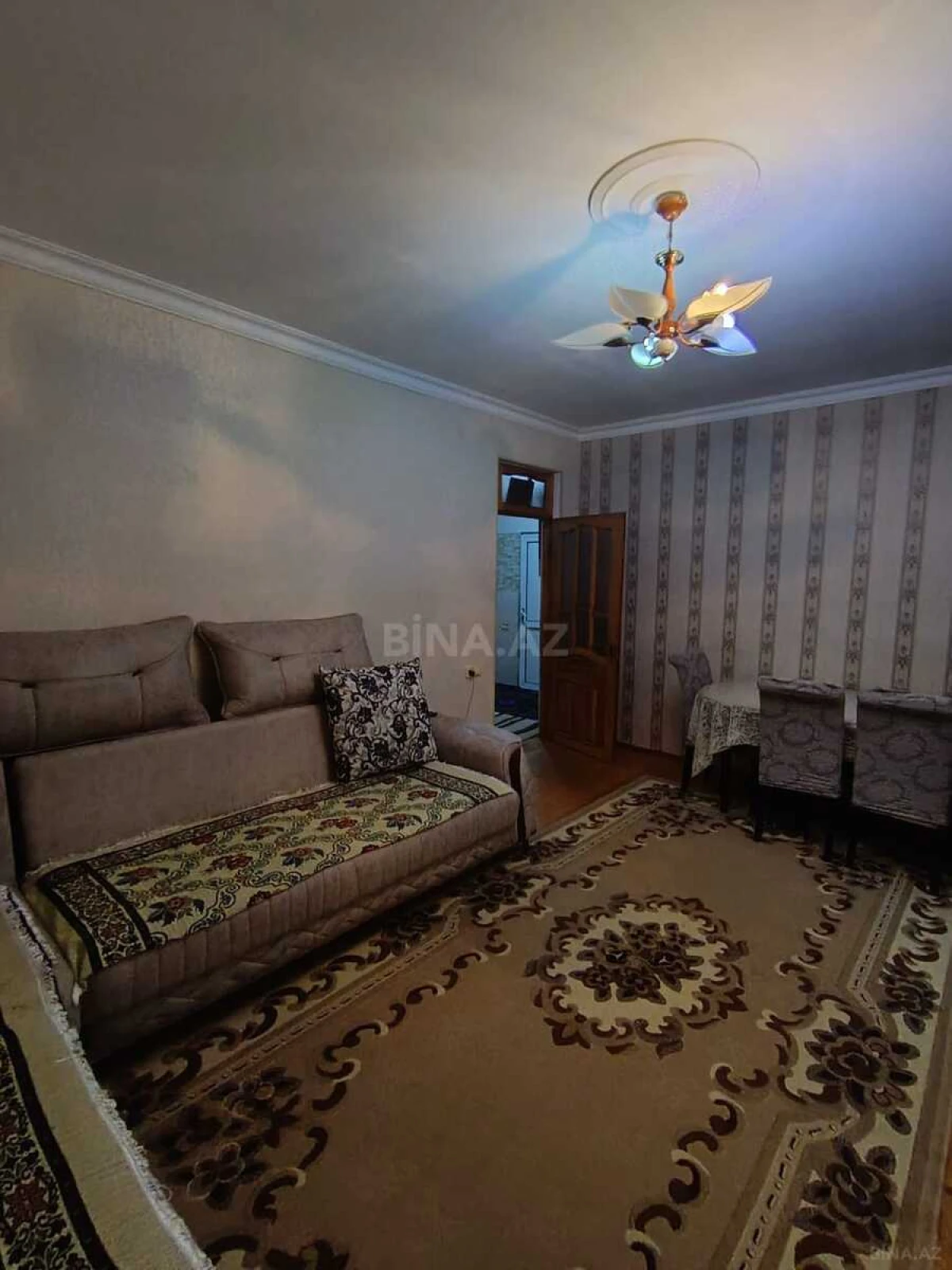 Satılır 5 otaqlı həyət evi 144 m²