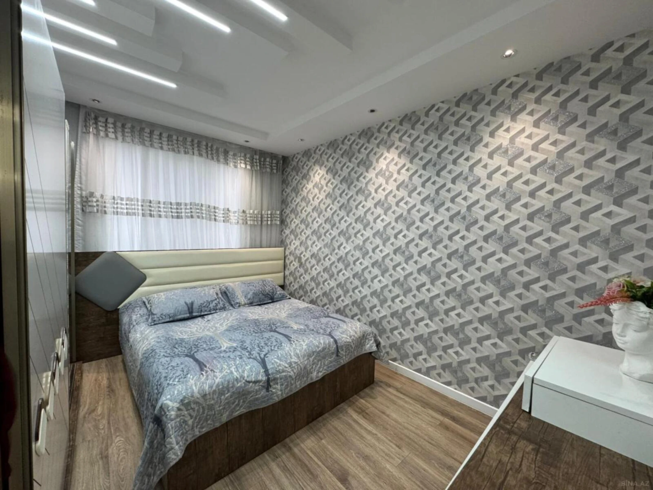 Satılır 3 otaqlı mənzil 75 m²