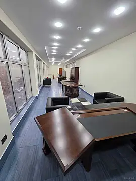 Kirayə verilir 10 otaqlı ofis 550 m²