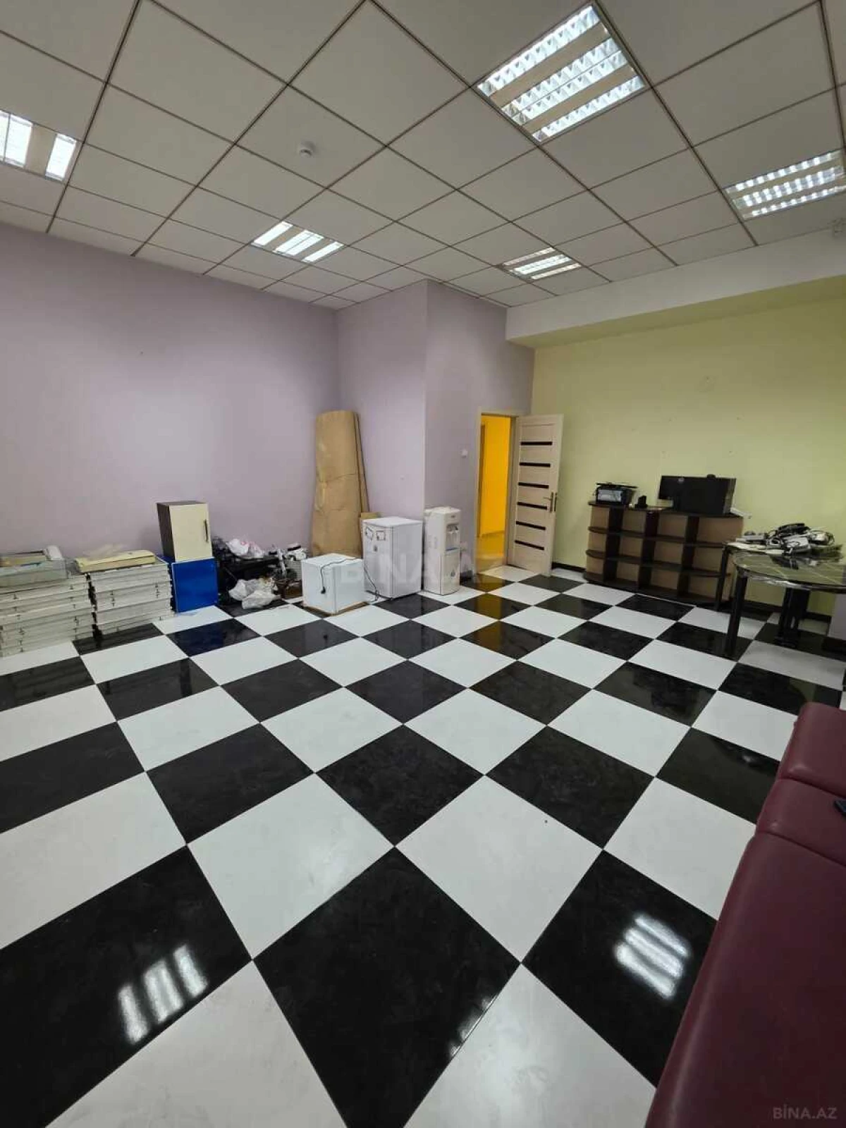 Kirayə verilir 10 otaqlı ofis 550 m²