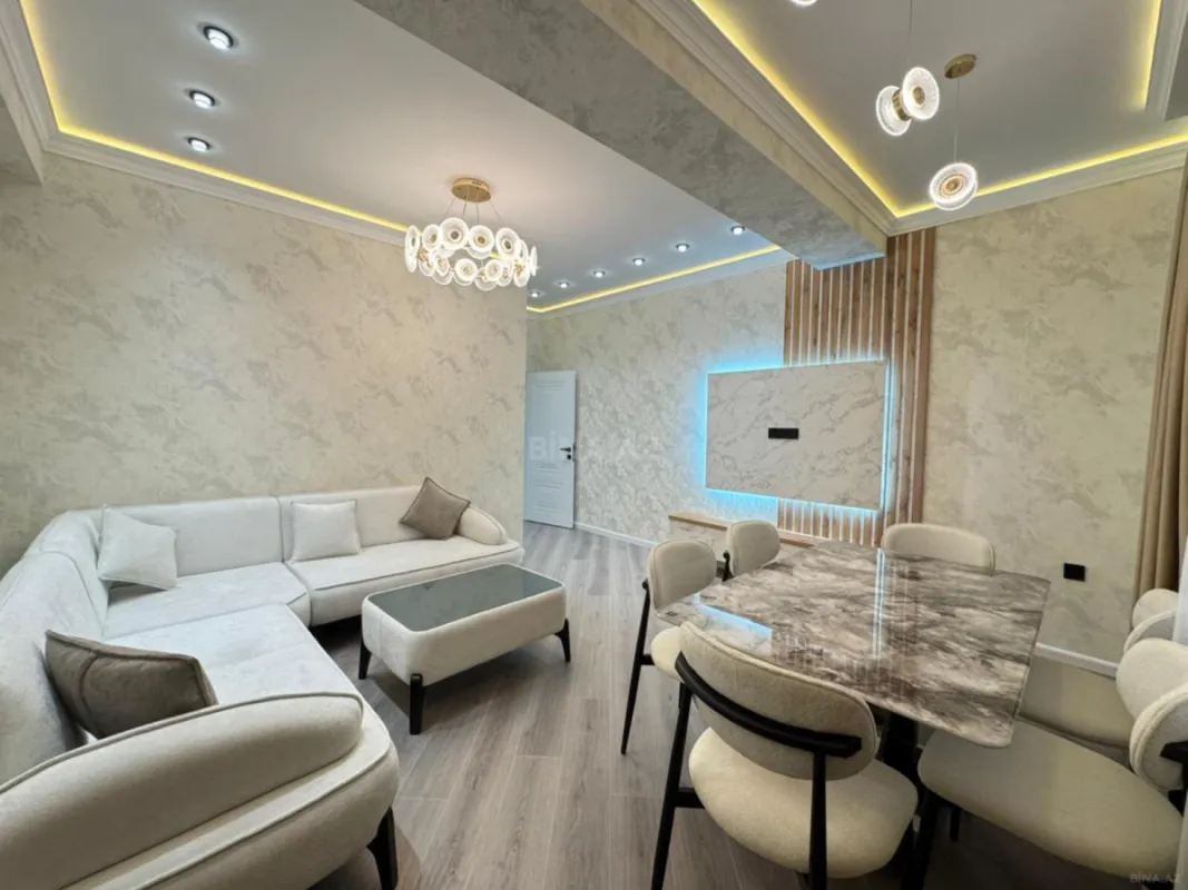 Satılır 3 otaqlı mənzil 107 m²