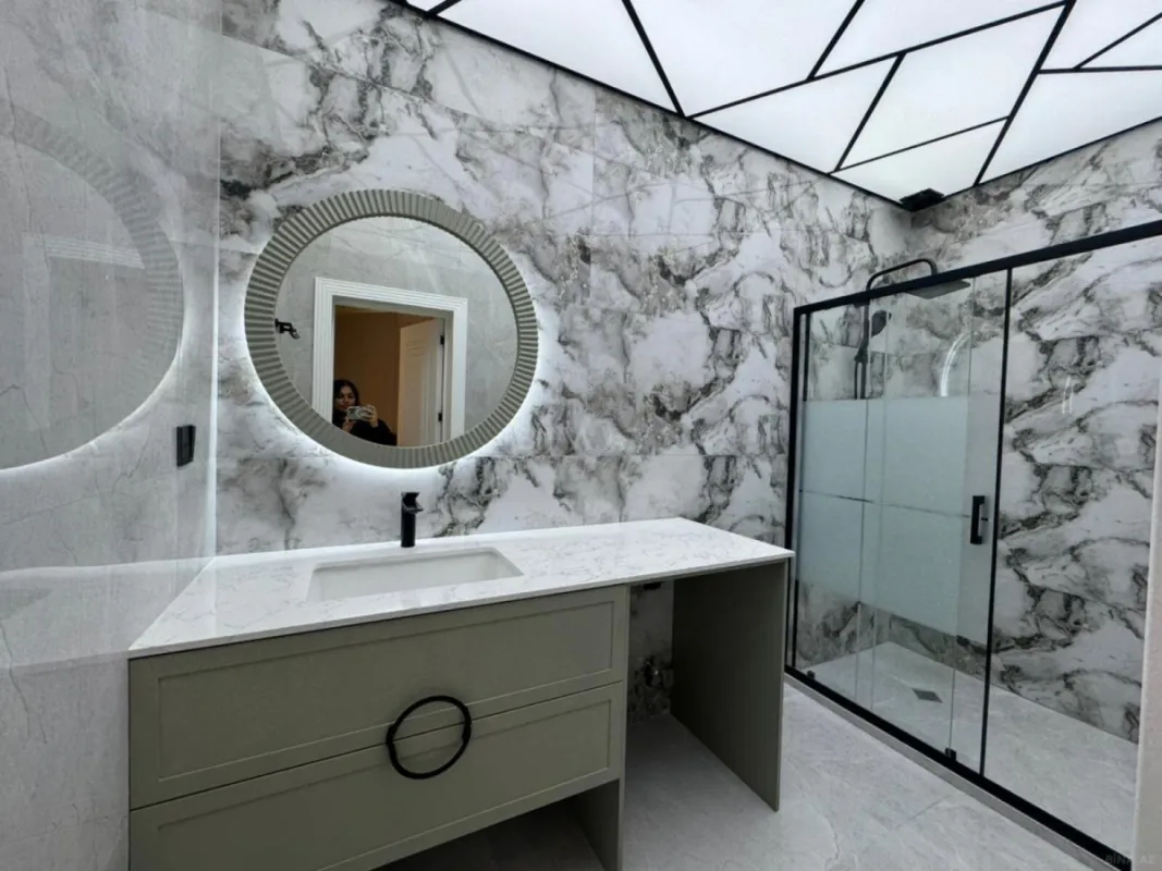 Satılır 3 otaqlı mənzil 107 m²