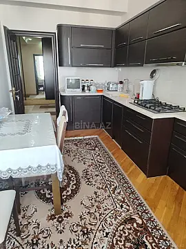 Satılır 3 otaqlı mənzil 125 m²