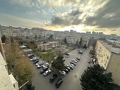 Satılır 3 otaqlı mənzil 70 m²