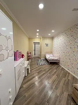 Kirayə verilir 3 otaqlı mənzil 101 m²