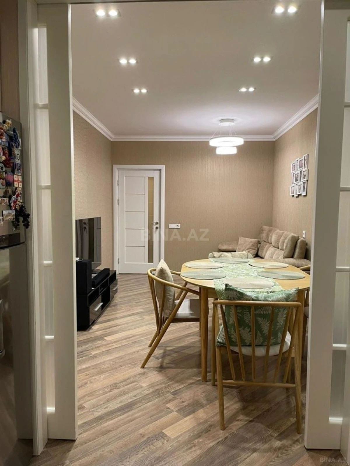 Kirayə verilir 3 otaqlı mənzil 101 m²