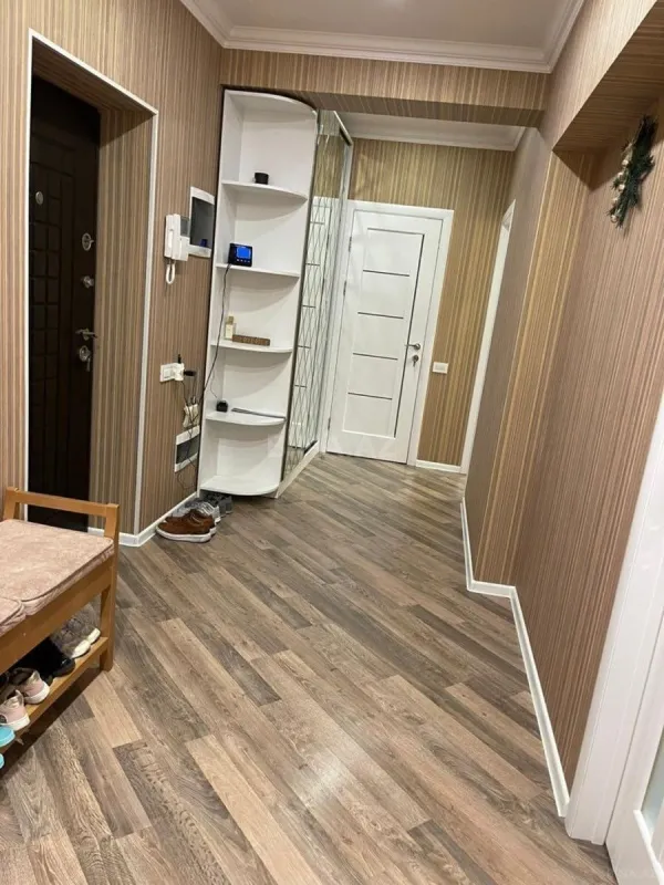 Kirayə verilir 3 otaqlı mənzil 101 m²