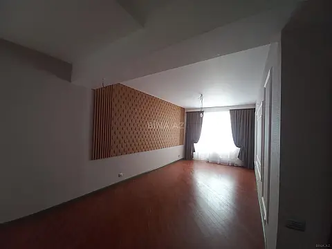 Satılır 3 otaqlı mənzil 128 m²