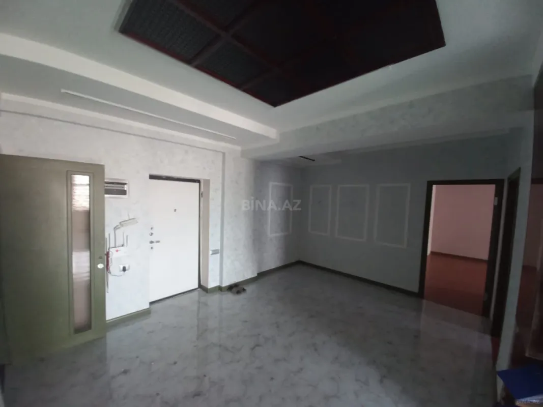 Satılır 3 otaqlı mənzil 128 m²