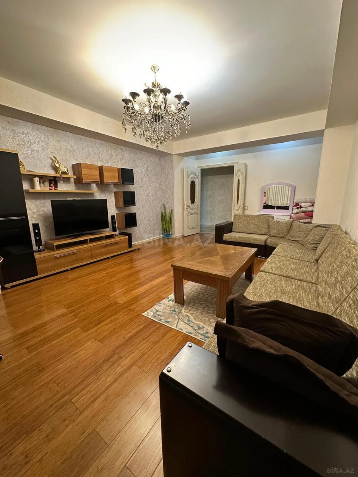 Satılır 3 otaqlı mənzil 86 m²
