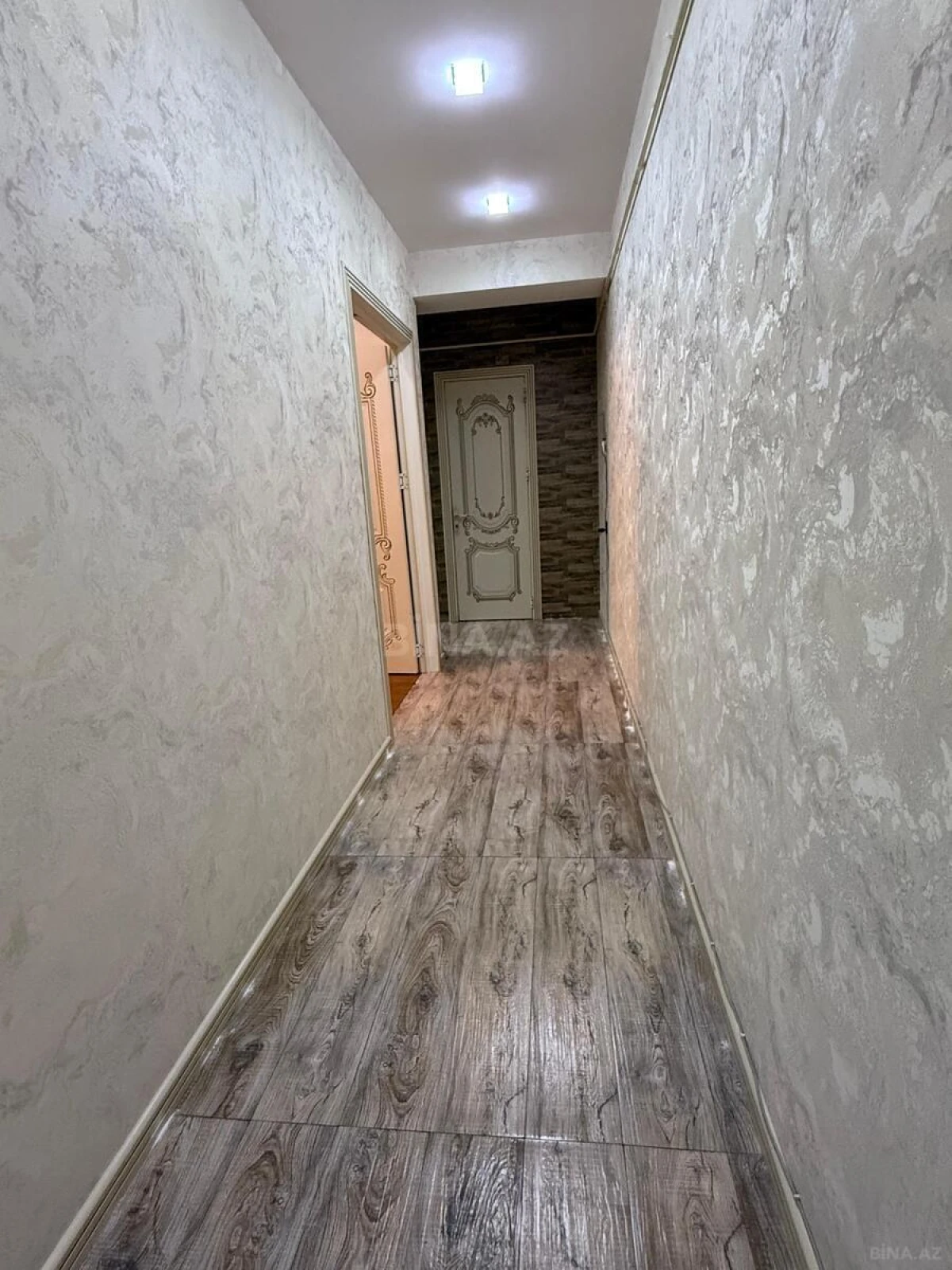 Satılır 3 otaqlı mənzil 86 m²