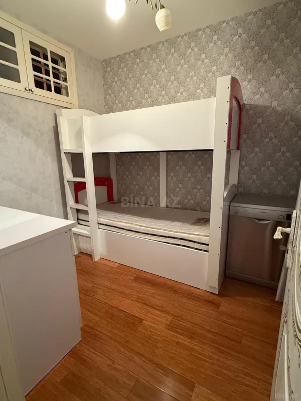 Satılır 3 otaqlı mənzil 86 m²