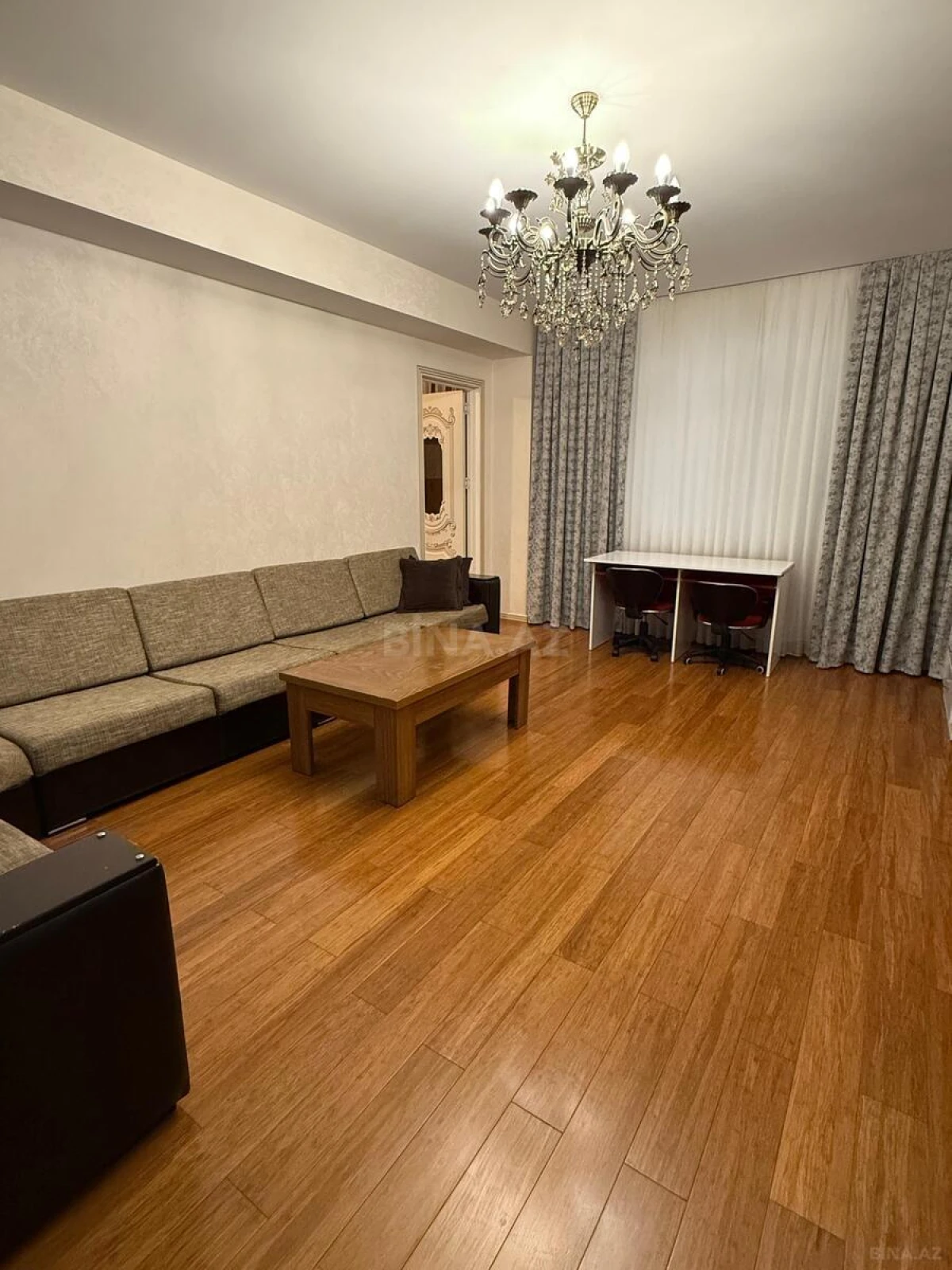 Satılır 3 otaqlı mənzil 86 m²