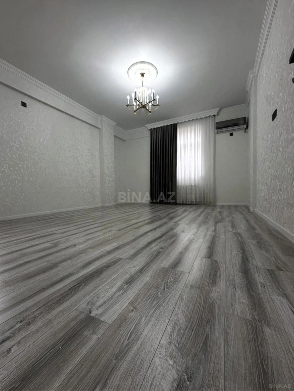 Satılır 2 otaqlı mənzil 56 m²