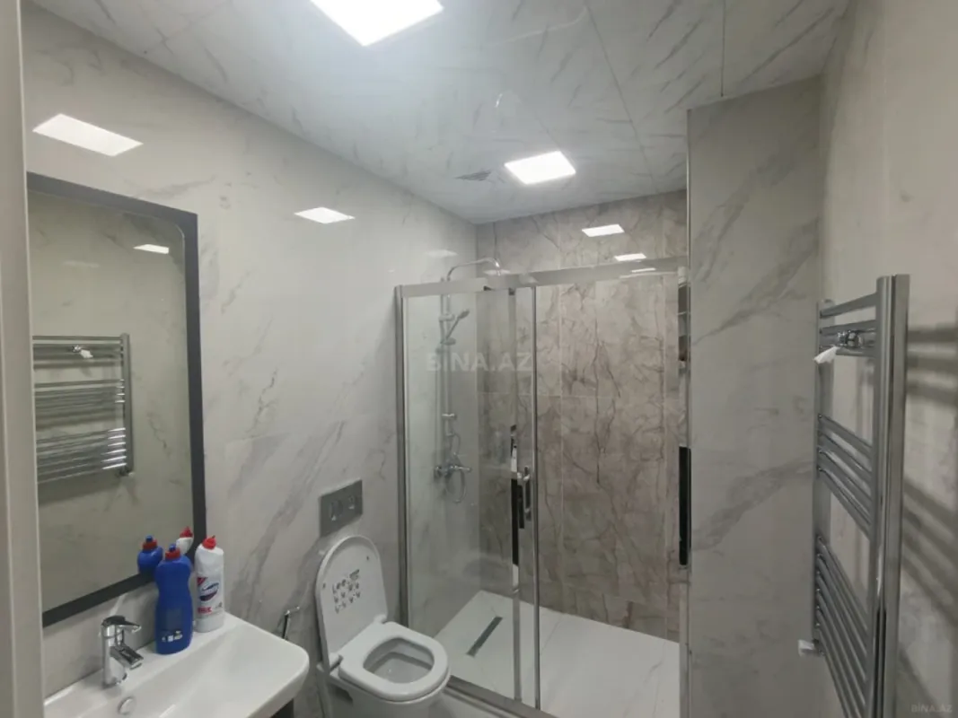 Kirayə verilir 2 otaqlı mənzil 75 m²