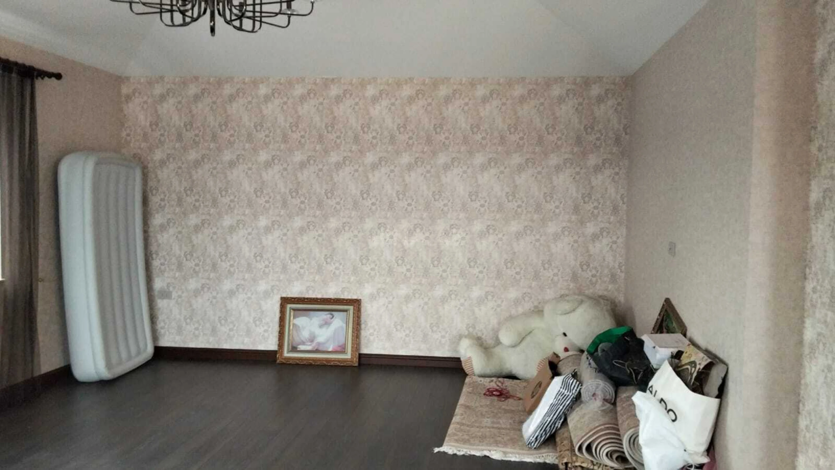 Satılır 7 otaqlı həyət evi 550 m²