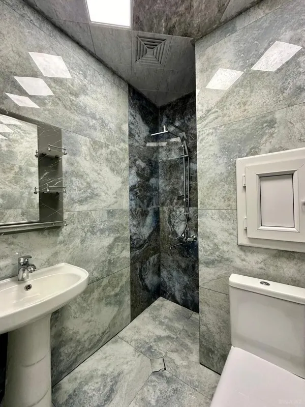 Satılır 2 otaqlı mənzil 55 m²