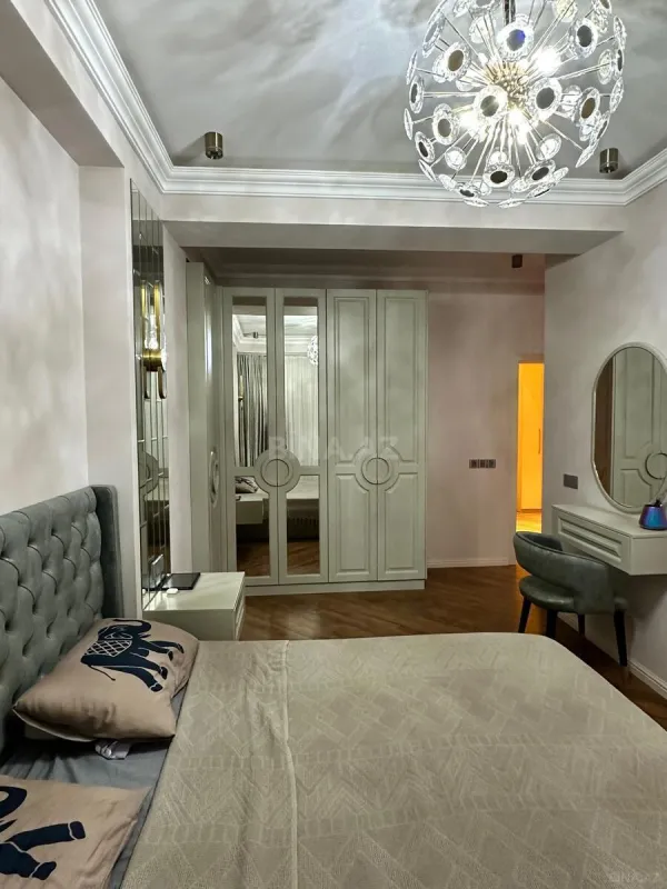 Satılır 3 otaqlı mənzil 100 m²