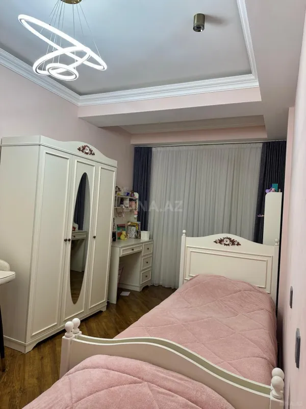 Satılır 3 otaqlı mənzil 100 m²