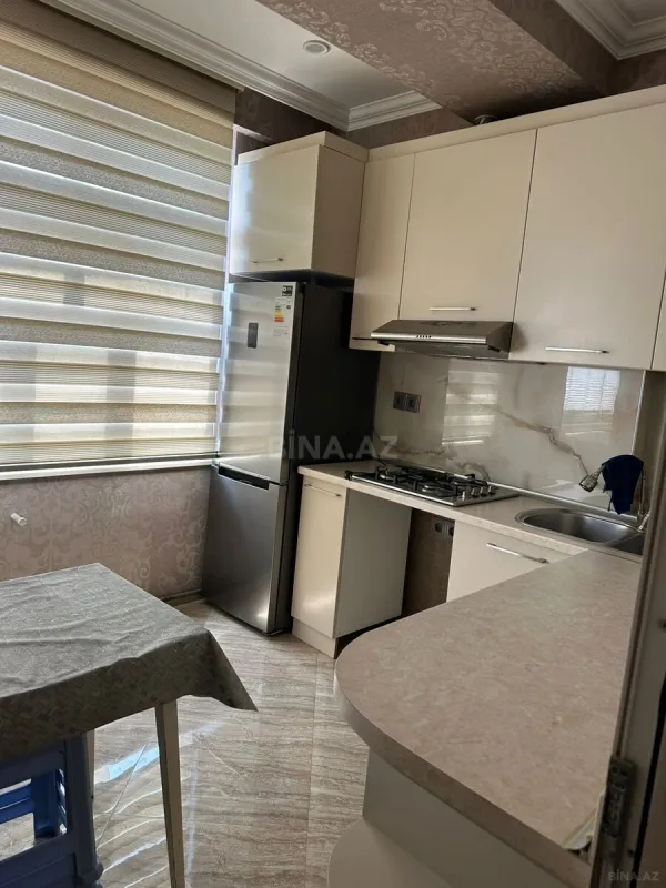 Kirayə verilir 2 otaqlı mənzil 61 m²