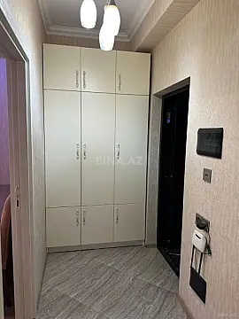 Kirayə verilir 2 otaqlı mənzil 61 m²