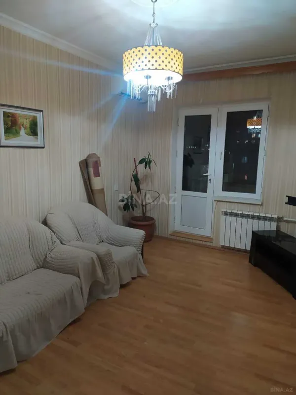 Kirayə verilir 4 otaqlı mənzil 100 m²