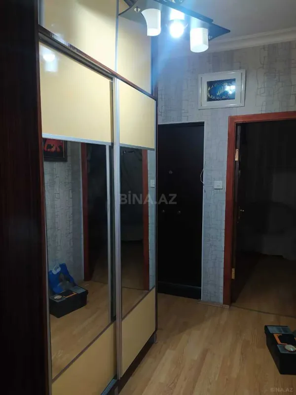 Kirayə verilir 4 otaqlı mənzil 100 m²