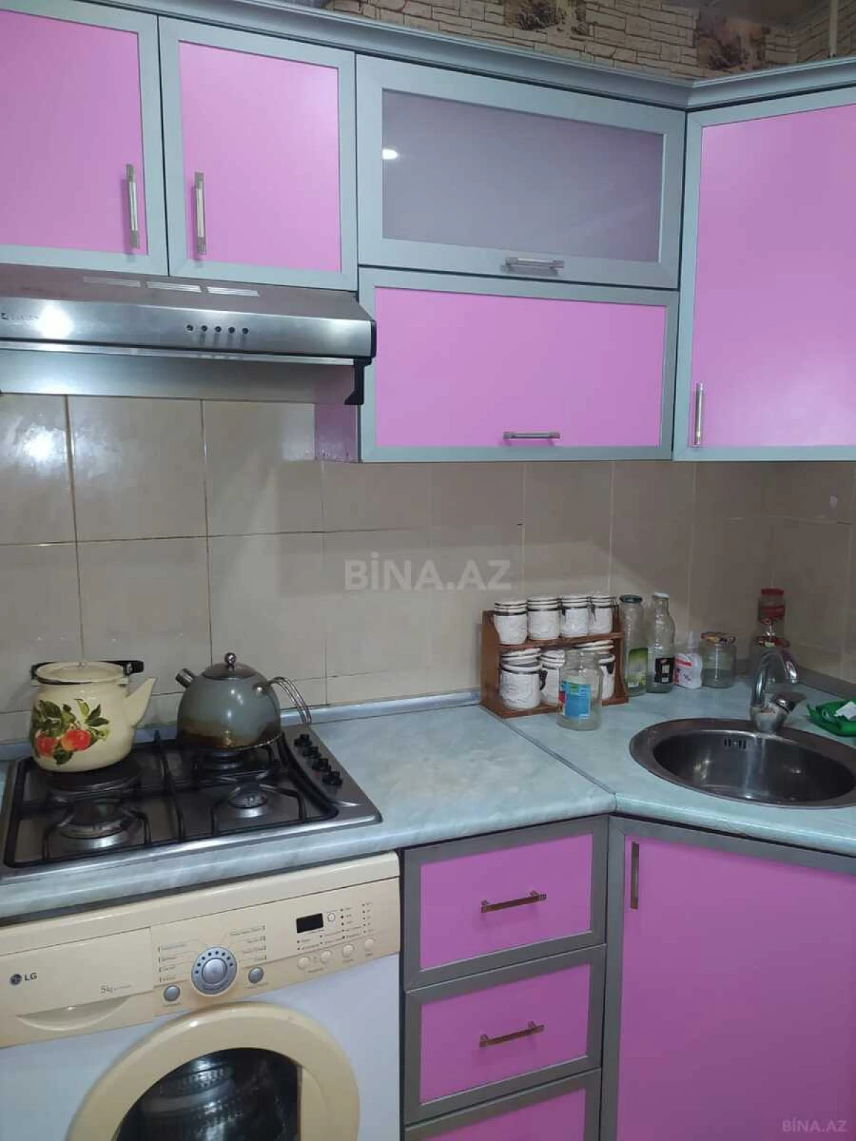 Kirayə verilir 4 otaqlı mənzil 100 m²