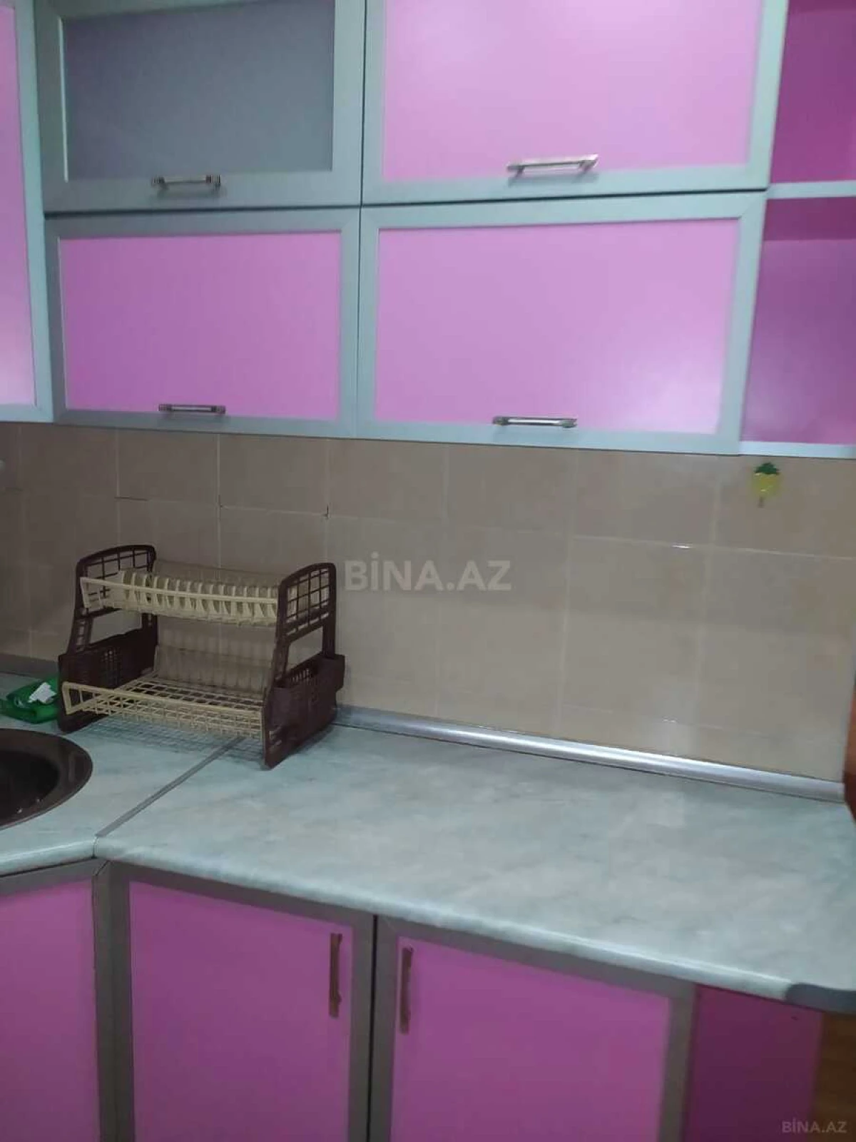 Kirayə verilir 4 otaqlı mənzil 100 m²