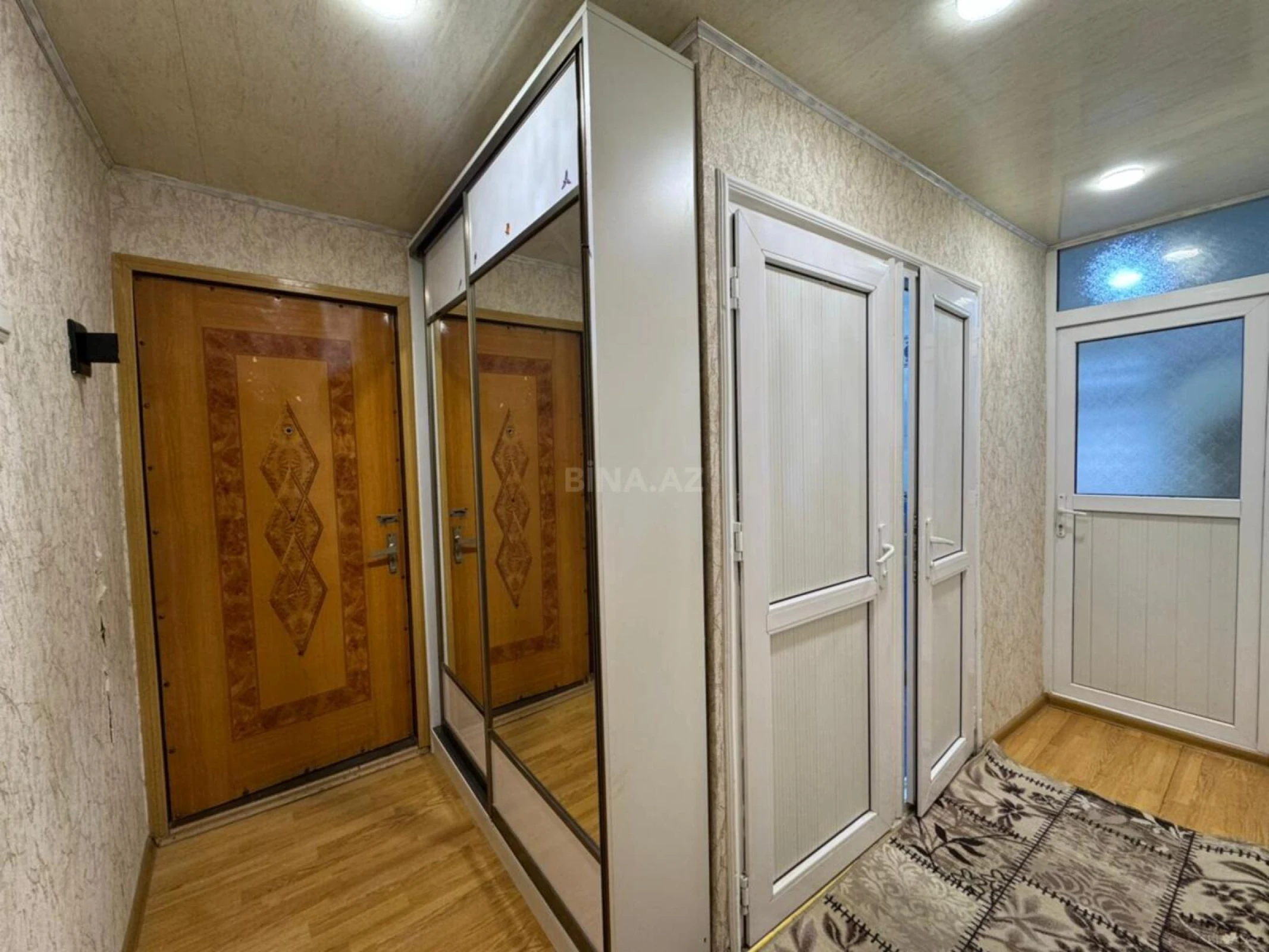 Satılır 3 otaqlı mənzil 50 m²