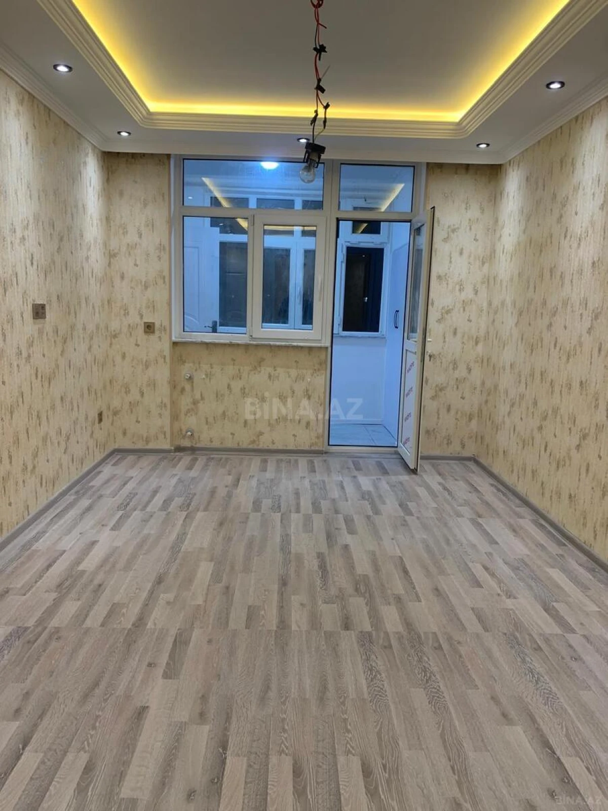 Satılır 3 otaqlı mənzil 78 m²