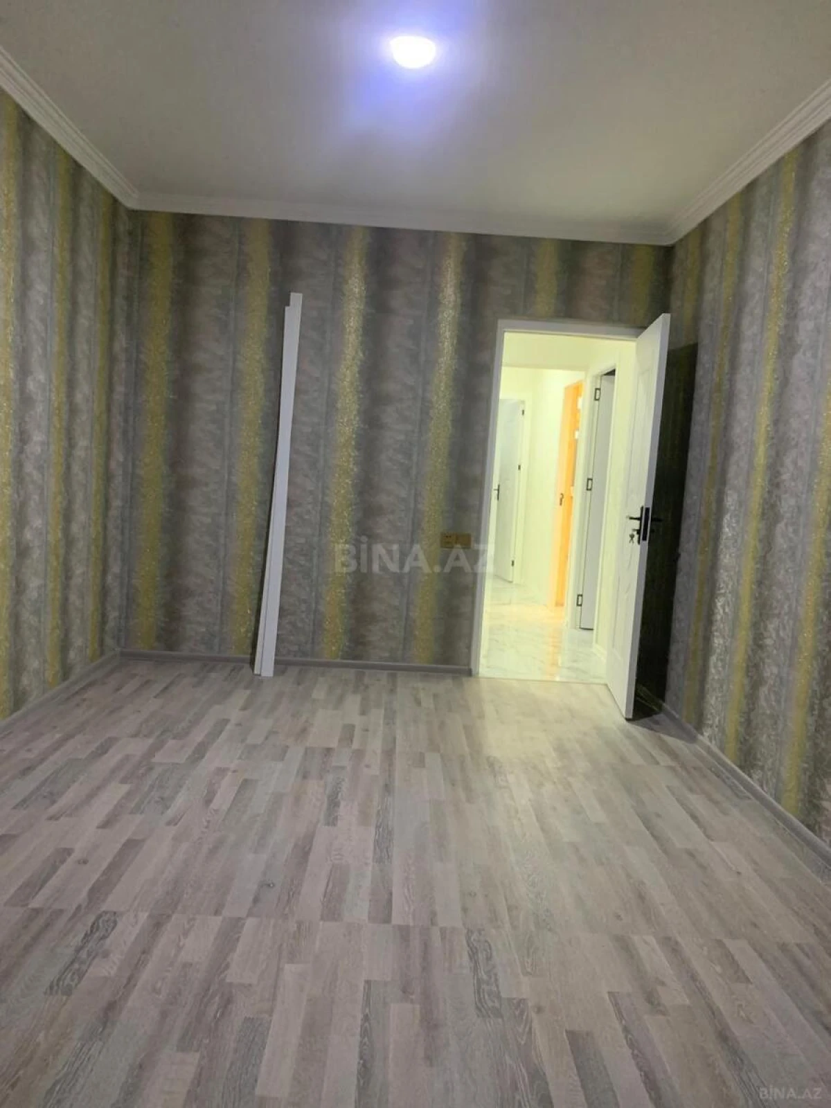 Satılır 3 otaqlı mənzil 78 m²