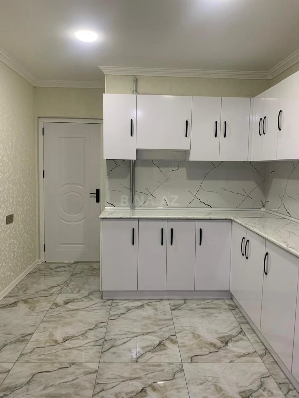 Satılır 3 otaqlı mənzil 78 m²