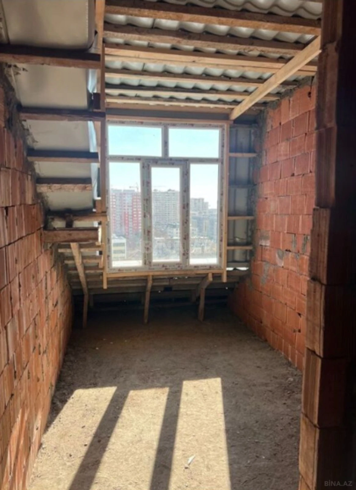 Satılır 3 otaqlı mənzil 55 m²
