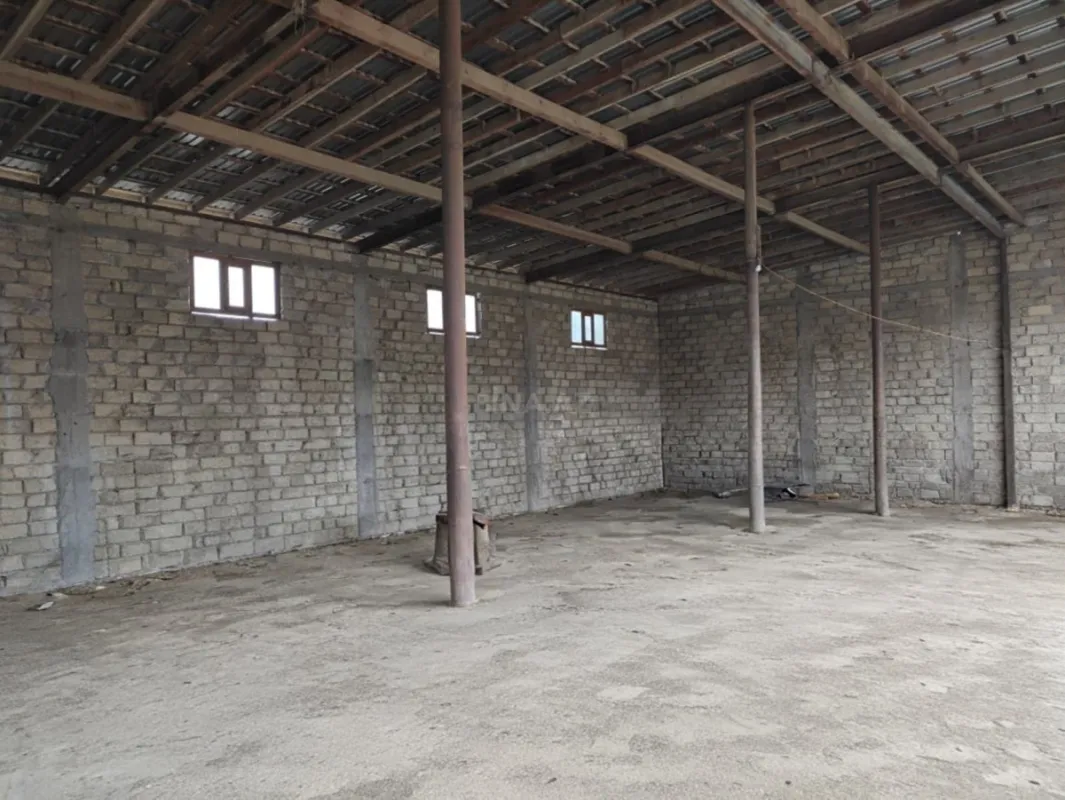 Kirayə verilir obyekt 300 m²