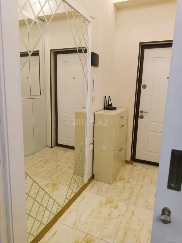 Kirayə verilir 2 otaqlı mənzil 60 m²