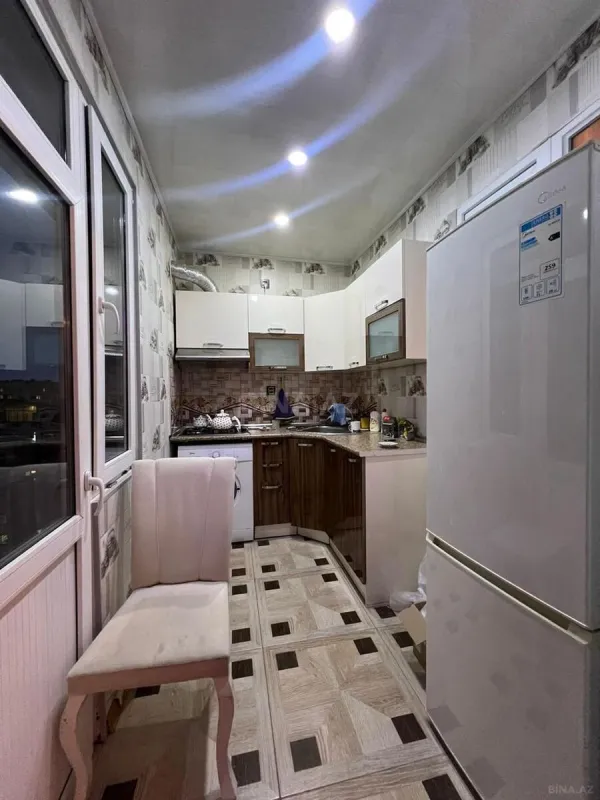 Kirayə verilir 2 otaqlı mənzil 65 m²