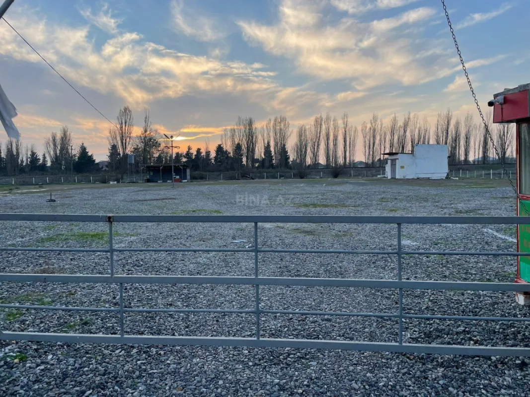 Kirayə verilir obyekt 9000 m²